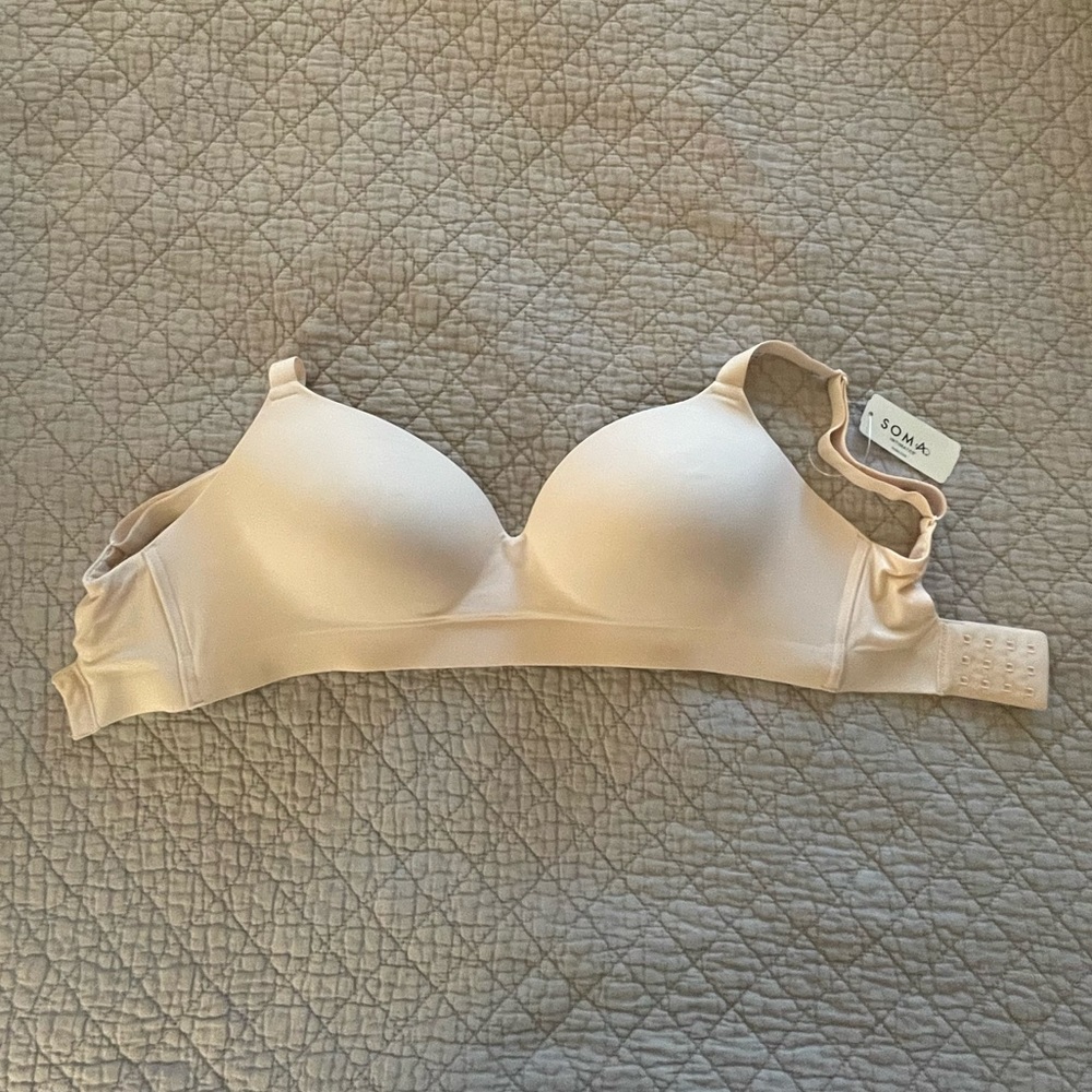Soma Enbliss Wireless Bra - 32DDD